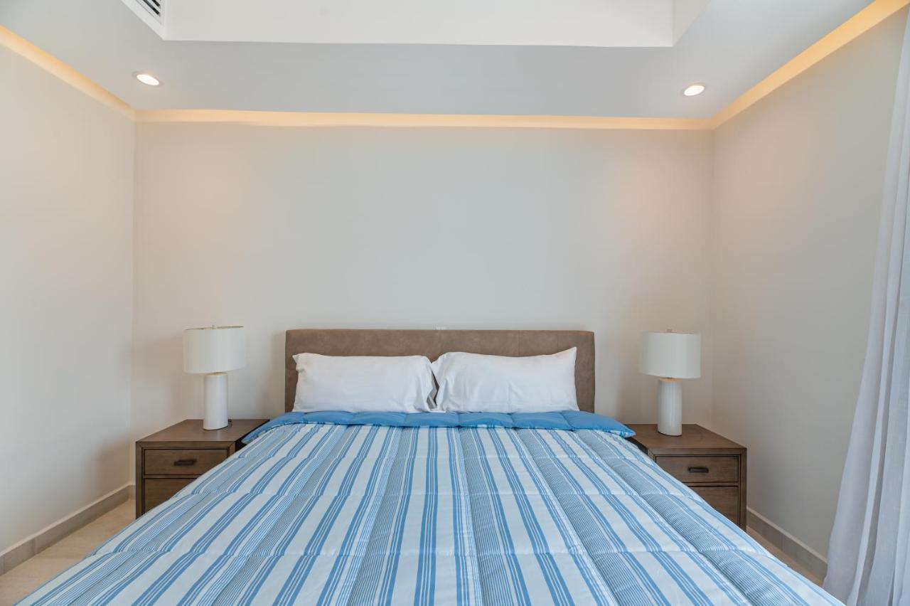 Ocean One Roatan Villa เวสต์ เบย์ ภายนอก รูปภาพ