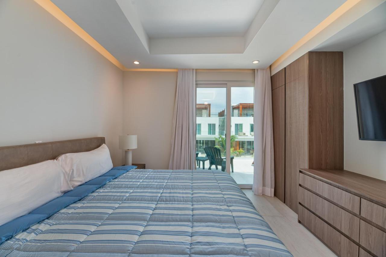 Ocean One Roatan Villa เวสต์ เบย์ ภายนอก รูปภาพ