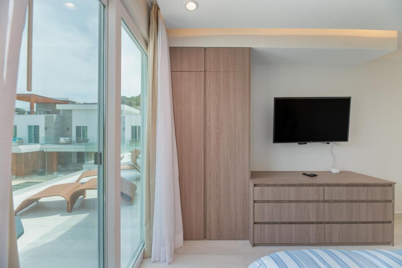 Ocean One Roatan Villa เวสต์ เบย์ ภายนอก รูปภาพ
