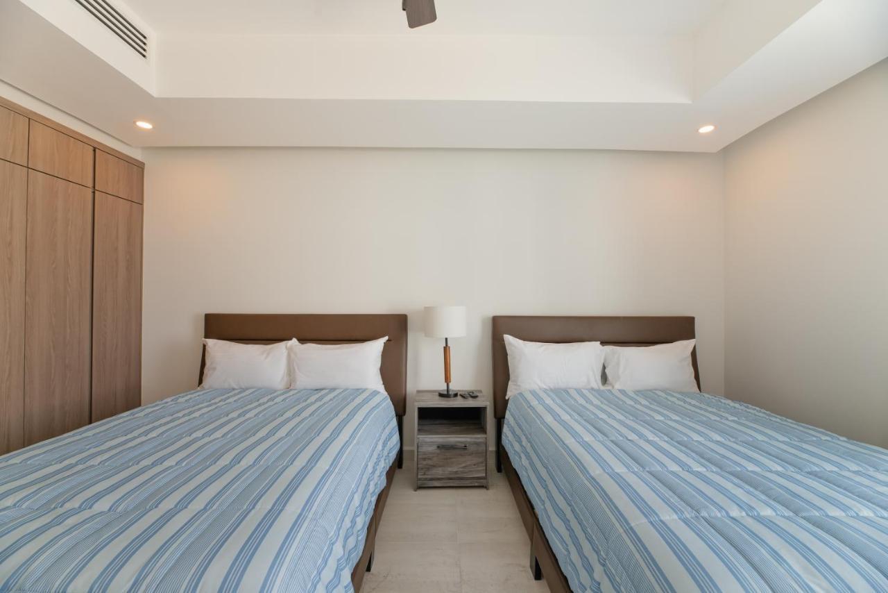 Ocean One Roatan Villa เวสต์ เบย์ ภายนอก รูปภาพ