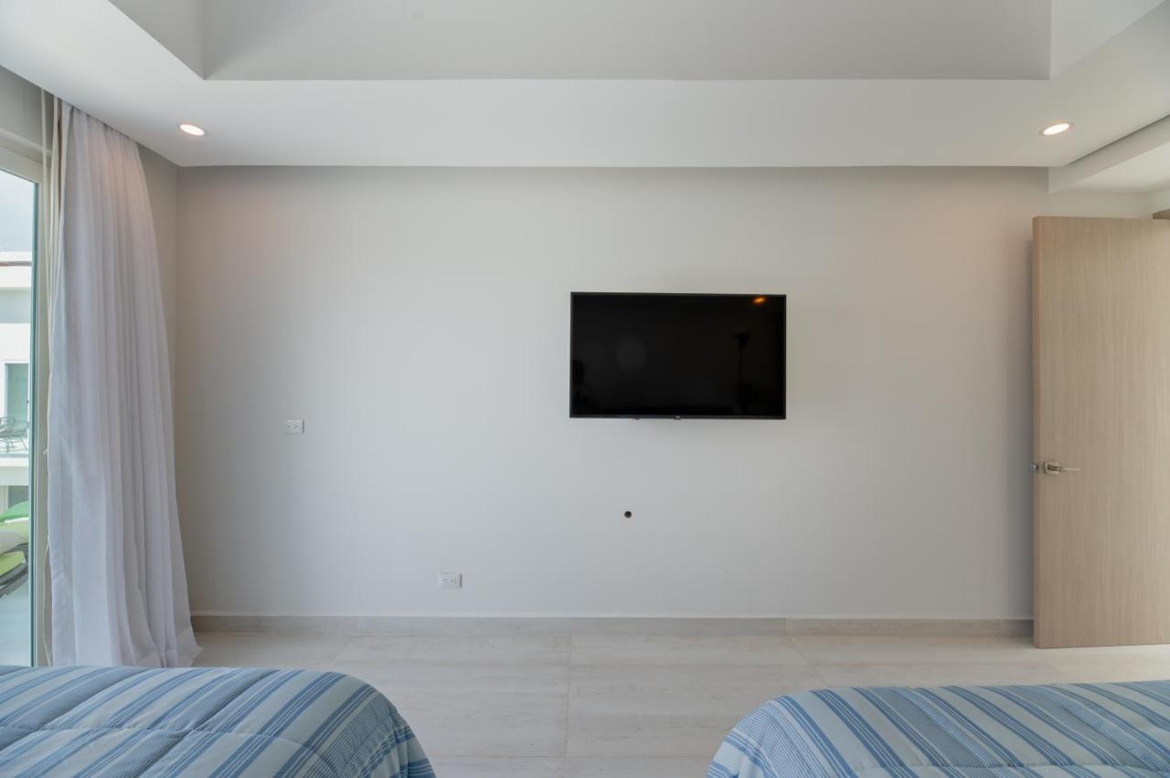 Ocean One Roatan Villa เวสต์ เบย์ ภายนอก รูปภาพ