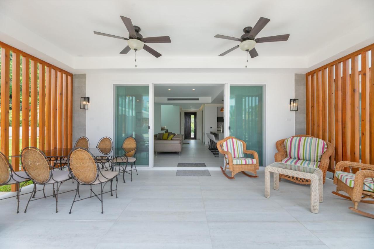 Ocean One Roatan Villa เวสต์ เบย์ ภายนอก รูปภาพ